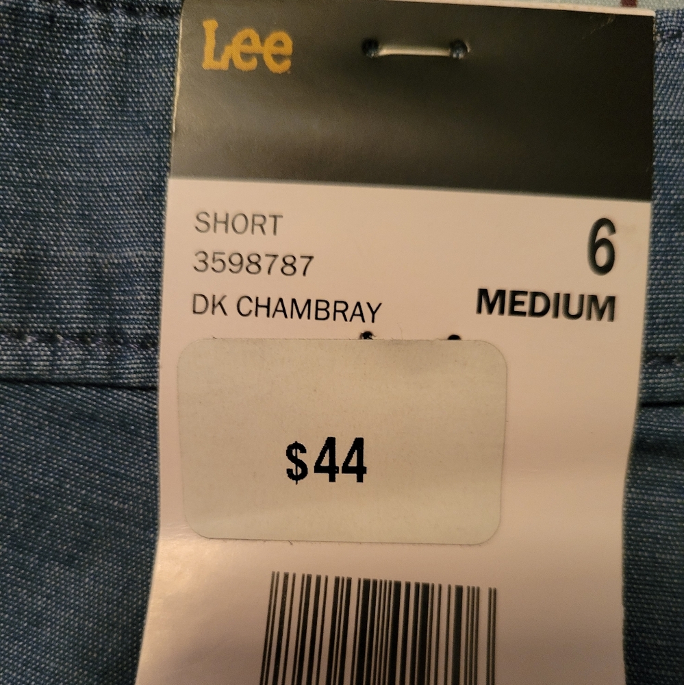 Lee Blue Chambray Cargo Shorts NWT - Picture 7 of 11